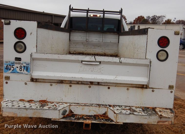 image for item GF9850 2010 Ford F350 XL Super Duty SuperCab utility bed pickup truck