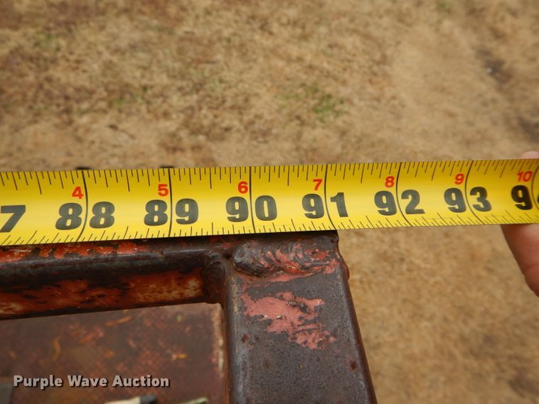 image for item GF9852 1992 Ford F350 flatbed pickup truck