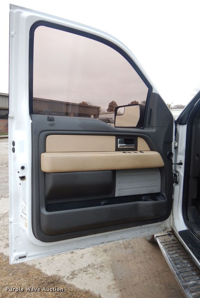 image for item GF9855 2012 Ford F150 SuperCrew pickup truck