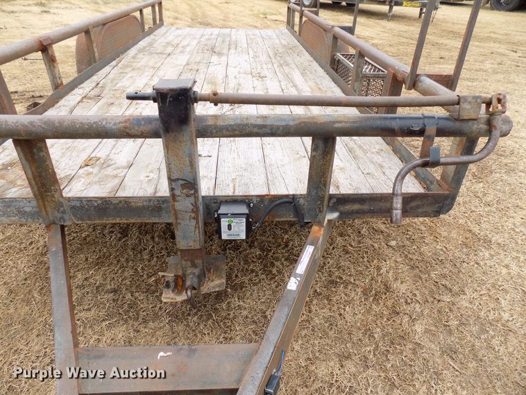 image for item GF9857 2001 Kargo King utility trailer