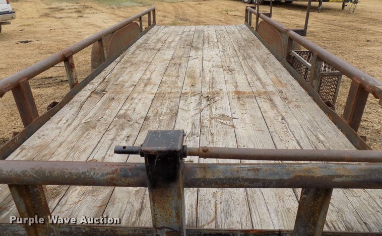 image for item GF9857 2001 Kargo King utility trailer