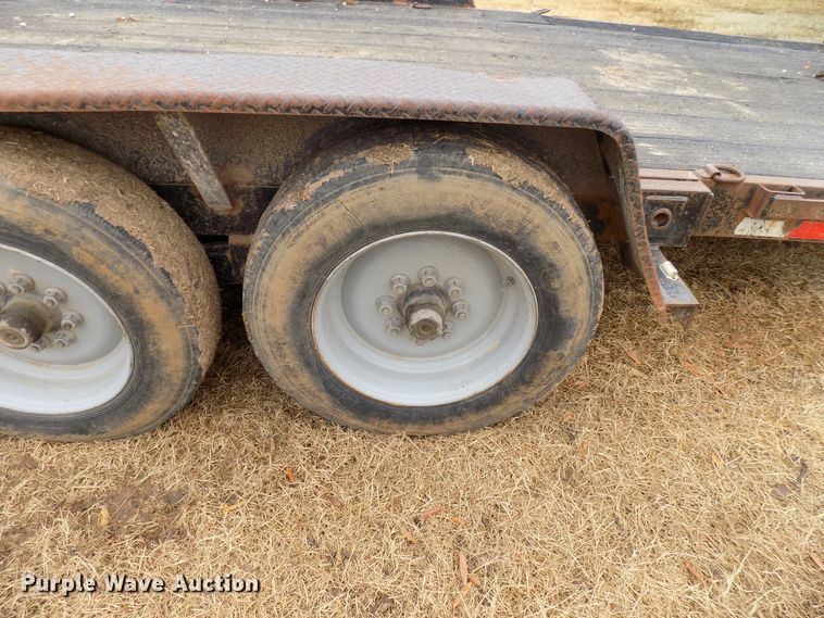 image for item GF9858 2011 Kaufman tilt deck equipment trailer