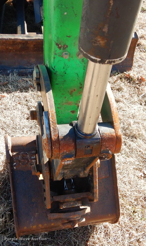 image for item GF9867 2013 Bobcat E32 mini excavator