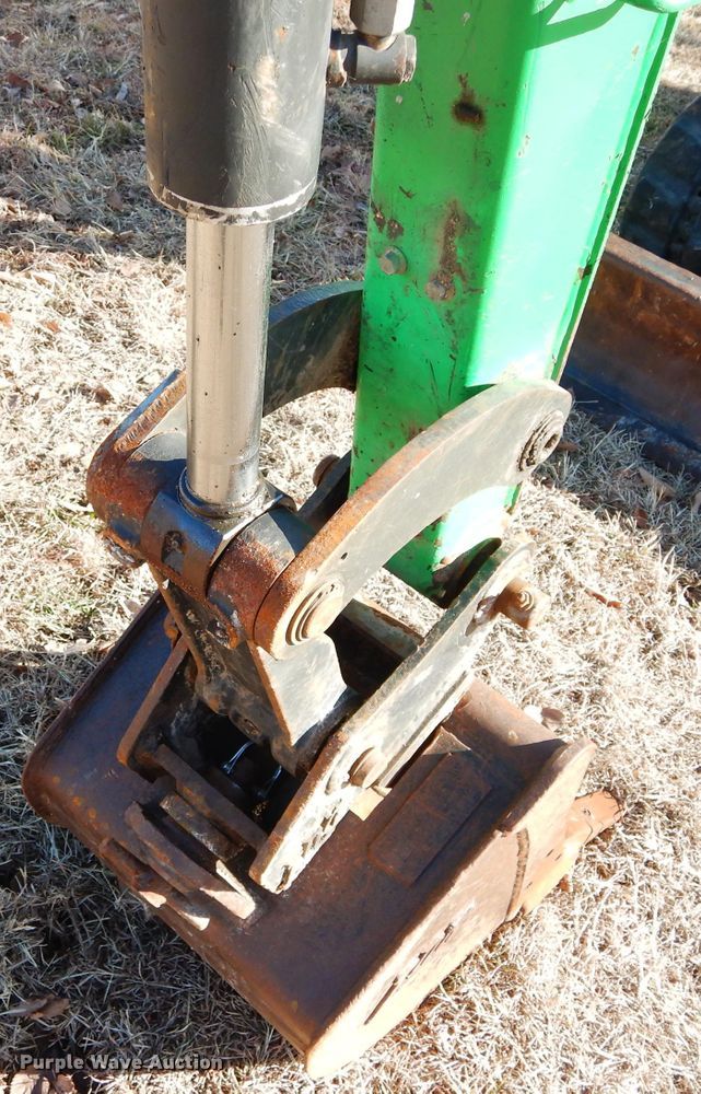 image for item GF9867 2013 Bobcat E32 mini excavator