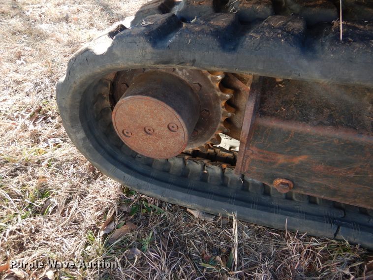 image for item GF9867 2013 Bobcat E32 mini excavator