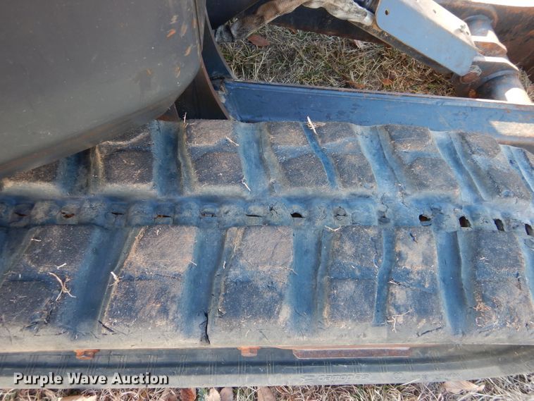 image for item GF9867 2013 Bobcat E32 mini excavator