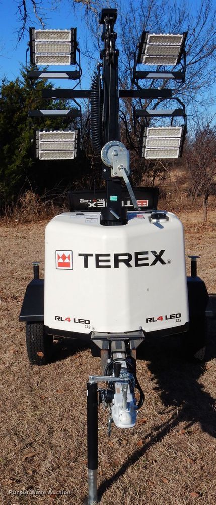 image for item GF9868 2019 Terex RL4LED light plant