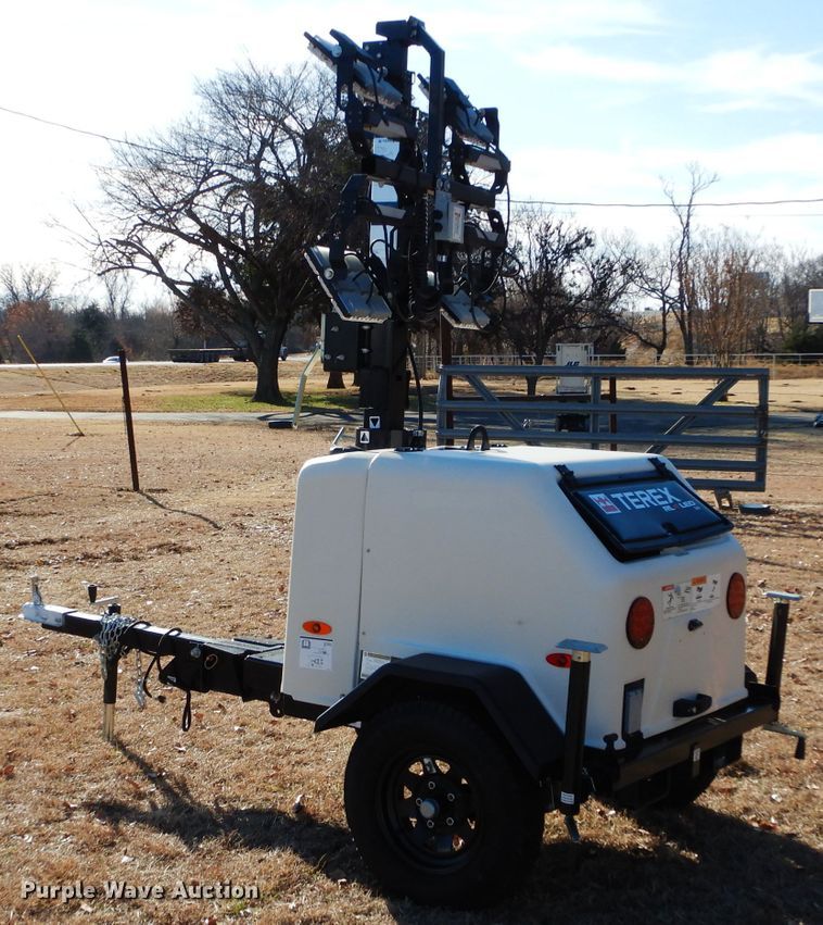 image for item GF9868 2019 Terex RL4LED light plant