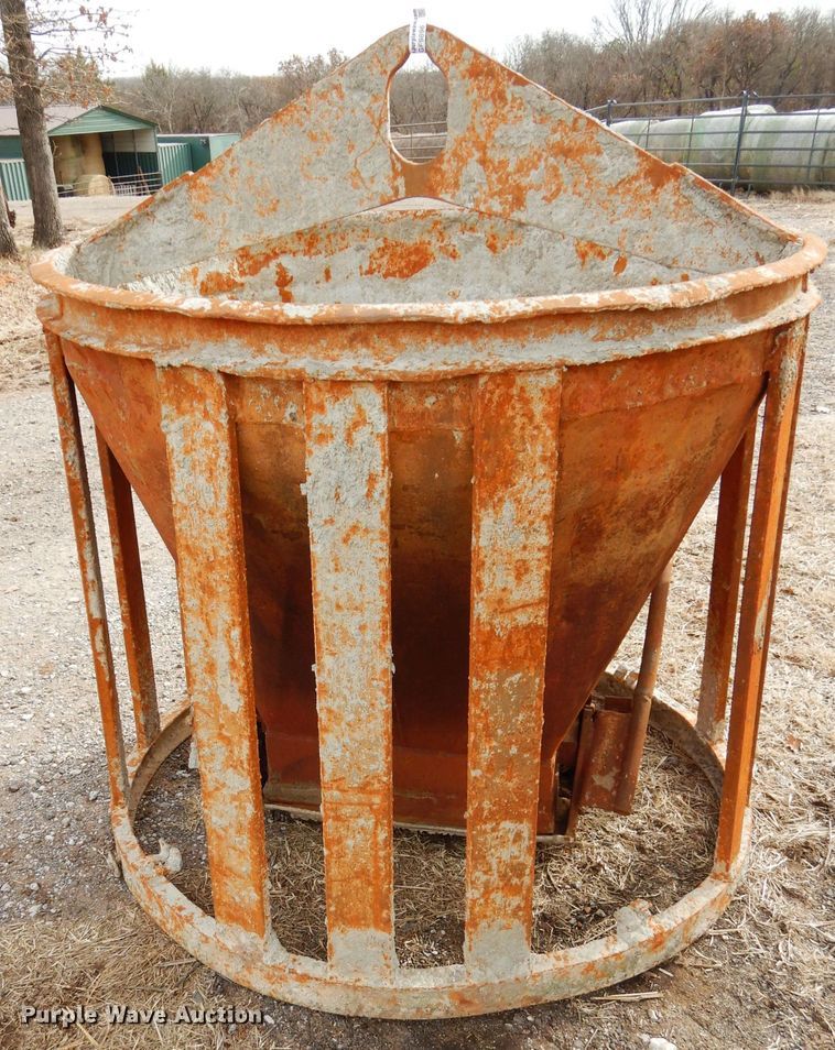 image for item GF9896 Concrete bucket