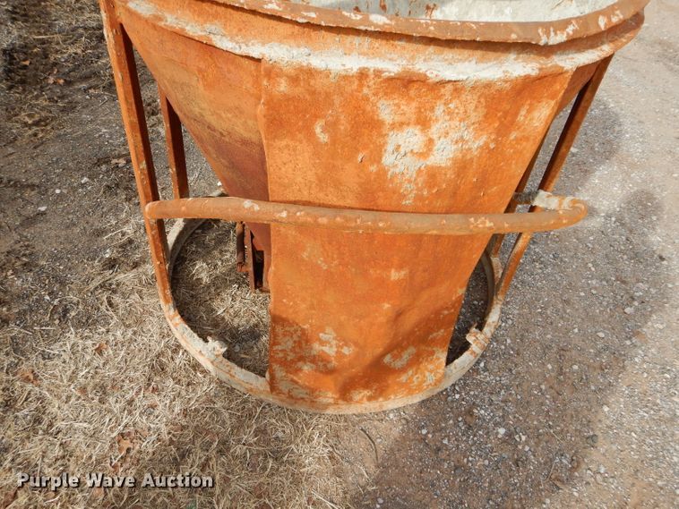 image for item GF9896 Concrete bucket