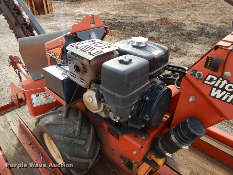 image for item GF9897 2012 Ditch Witch RT12 trencher