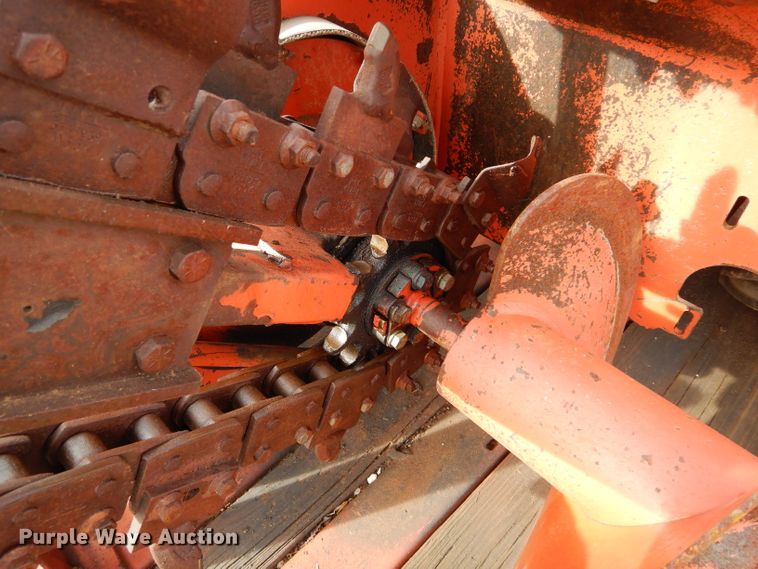 image for item GF9897 2012 Ditch Witch RT12 trencher
