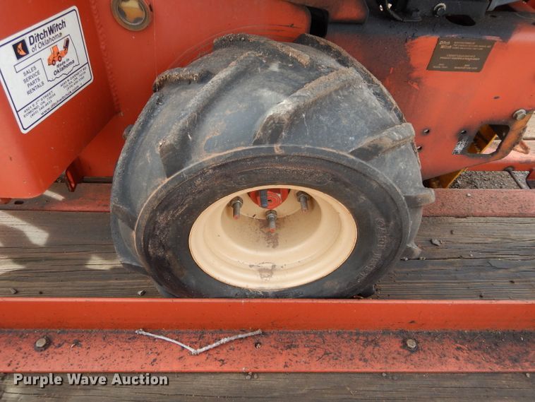 image for item GF9897 2012 Ditch Witch RT12 trencher