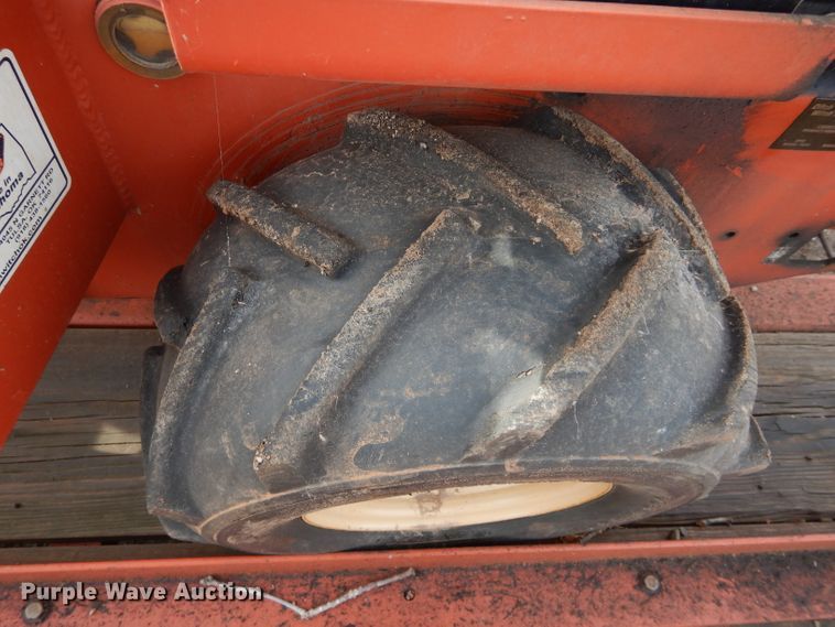 image for item GF9897 2012 Ditch Witch RT12 trencher