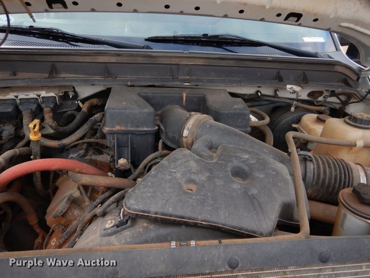 image for item GF9919 2012 Ford F350 Super Duty Crew Cab flatbed pickup truck