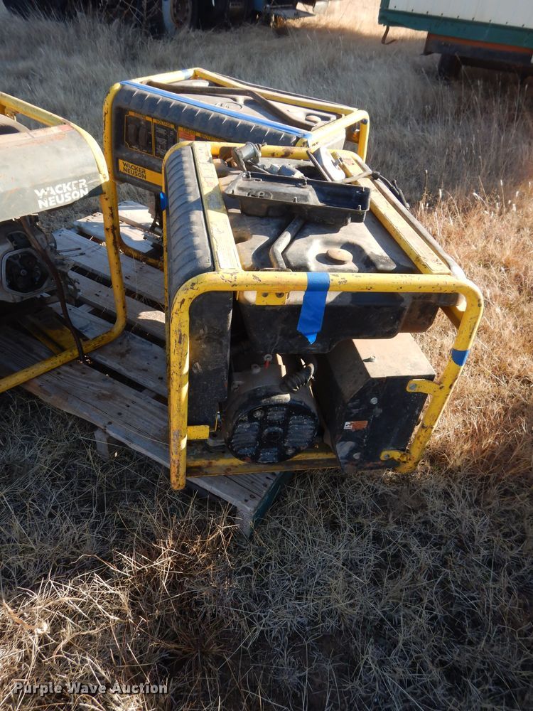 image for item GF9946 Approximately 9 generators