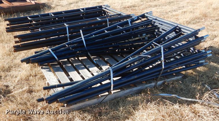 image for item GF9950 Approximately 19 scaffolding legs