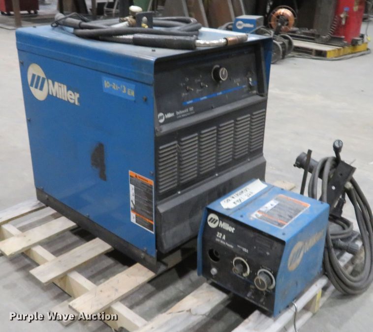 image for item GI9029 Miller Deltaweld 302 mig welder
