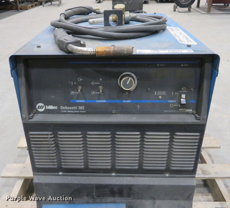 image for item GI9029 Miller Deltaweld 302 mig welder