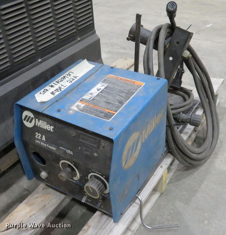 image for item GI9029 Miller Deltaweld 302 mig welder