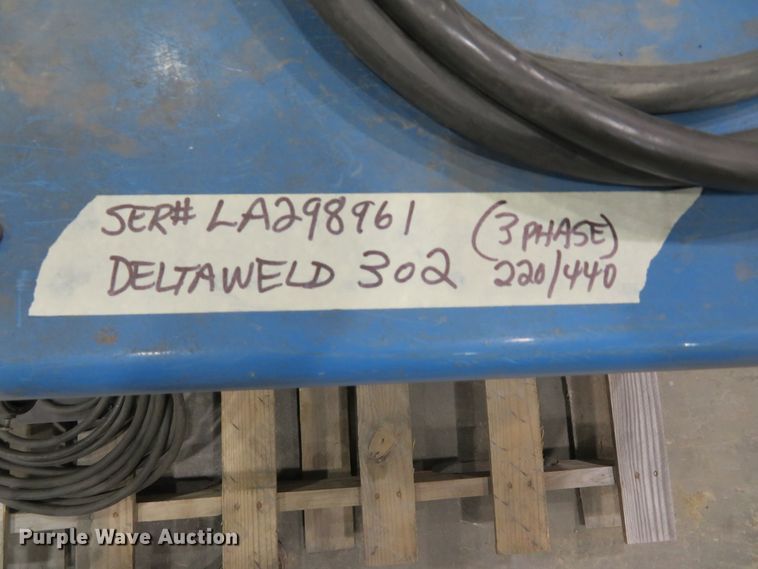 image for item GI9029 Miller Deltaweld 302 mig welder