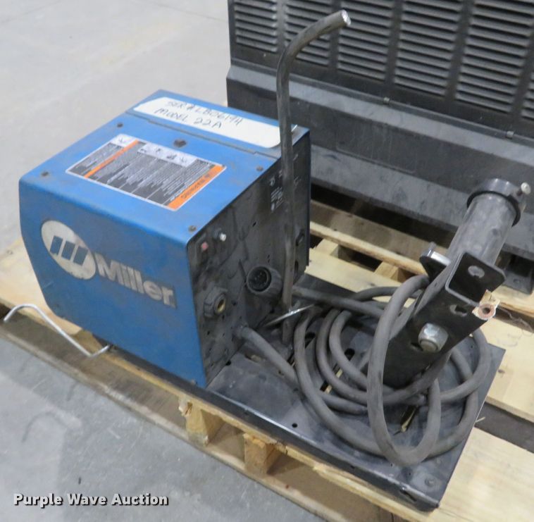 image for item GI9030 Miller Deltaweld 302 mig welder