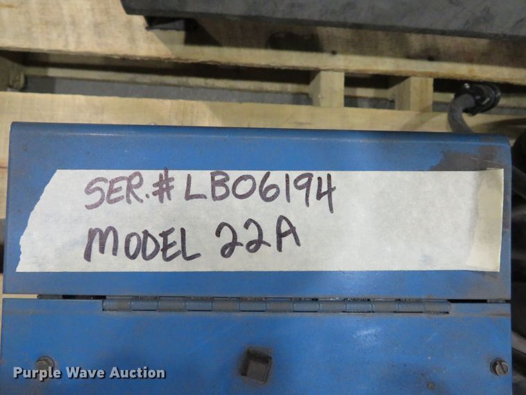 image for item GI9030 Miller Deltaweld 302 mig welder