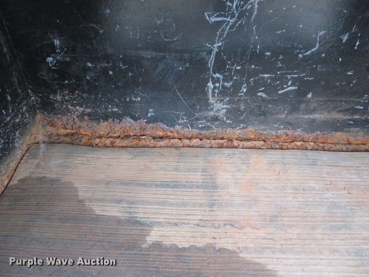 image for item GI9031 1997 Ford F350 XL flatbed pickup truck