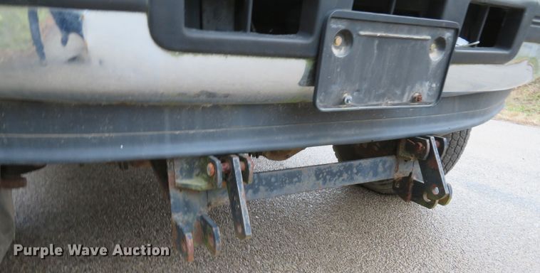 image for item GI9031 1997 Ford F350 XL flatbed pickup truck