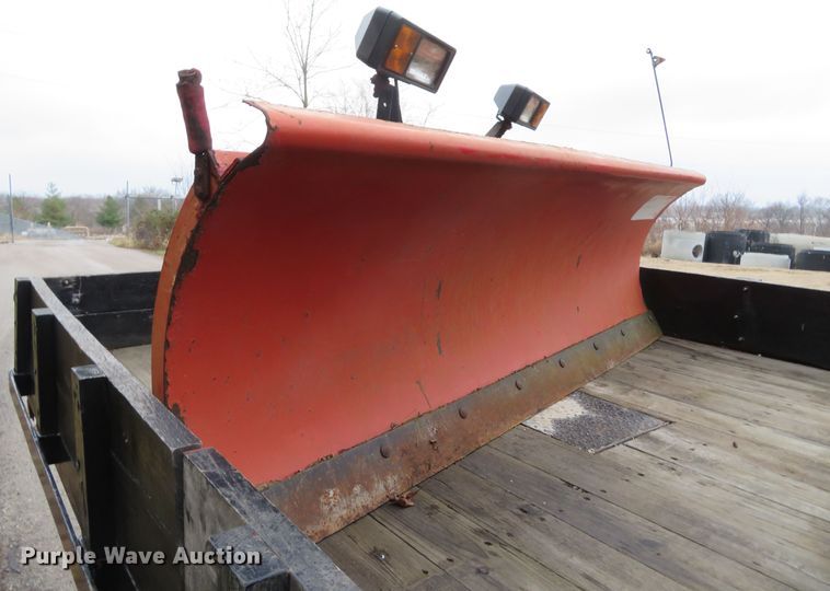 image for item GI9031 1997 Ford F350 XL flatbed pickup truck