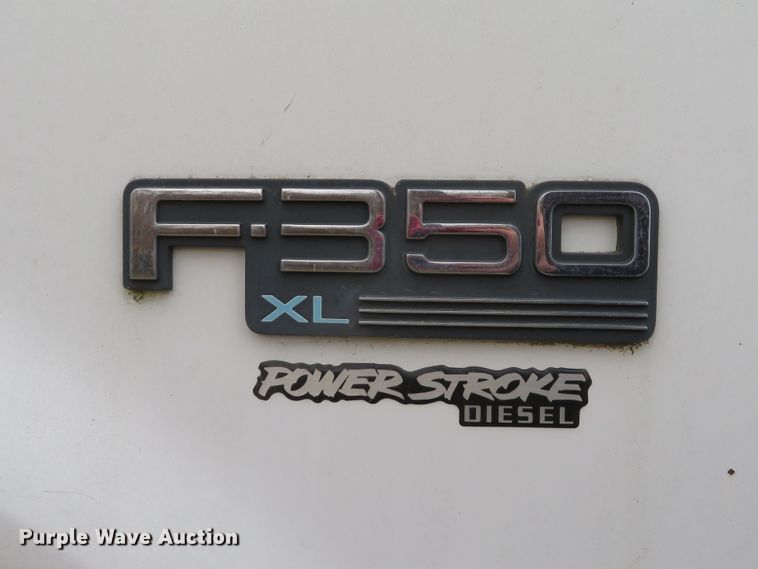 image for item GI9031 1997 Ford F350 XL flatbed pickup truck