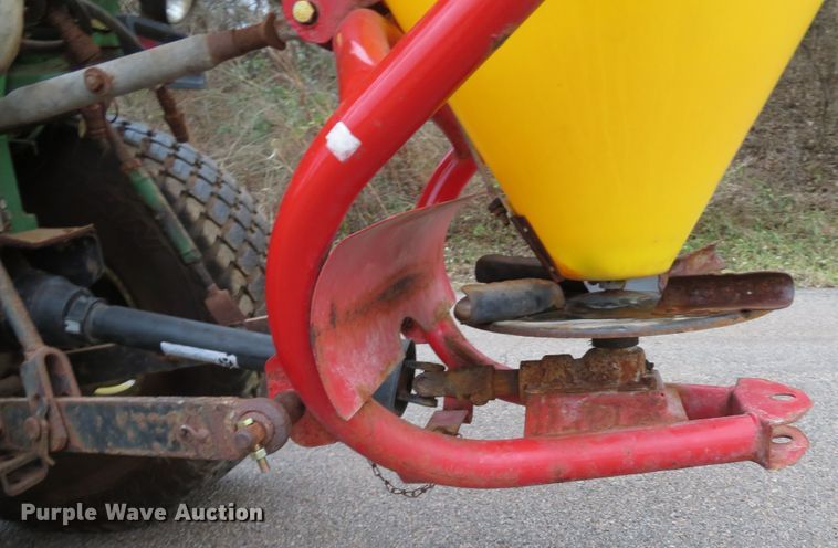 image for item GI9032 1993 John Deere 955 HFWD tractor