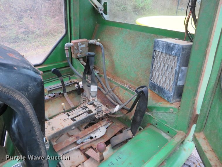 image for item GI9032 1993 John Deere 955 HFWD tractor