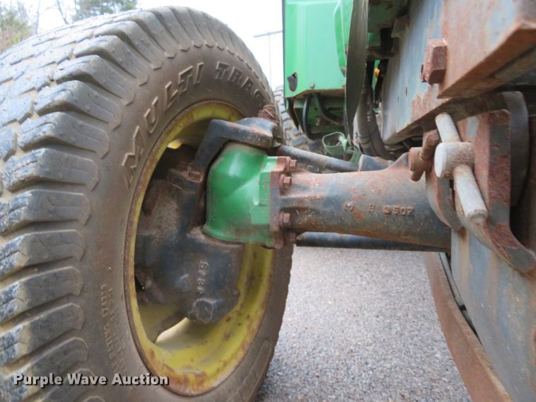 image for item GI9032 1993 John Deere 955 HFWD tractor