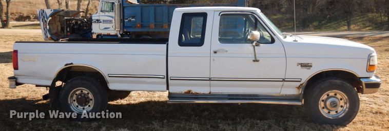 image for item GJ9085 1997 Ford F250 SuperCab pickup truck