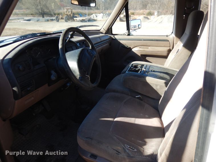 image for item GJ9085 1997 Ford F250 SuperCab pickup truck