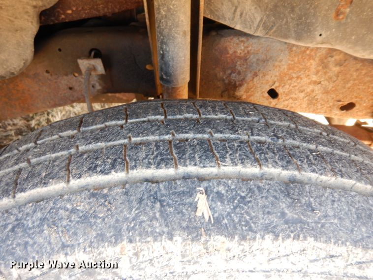 image for item GJ9085 1997 Ford F250 SuperCab pickup truck