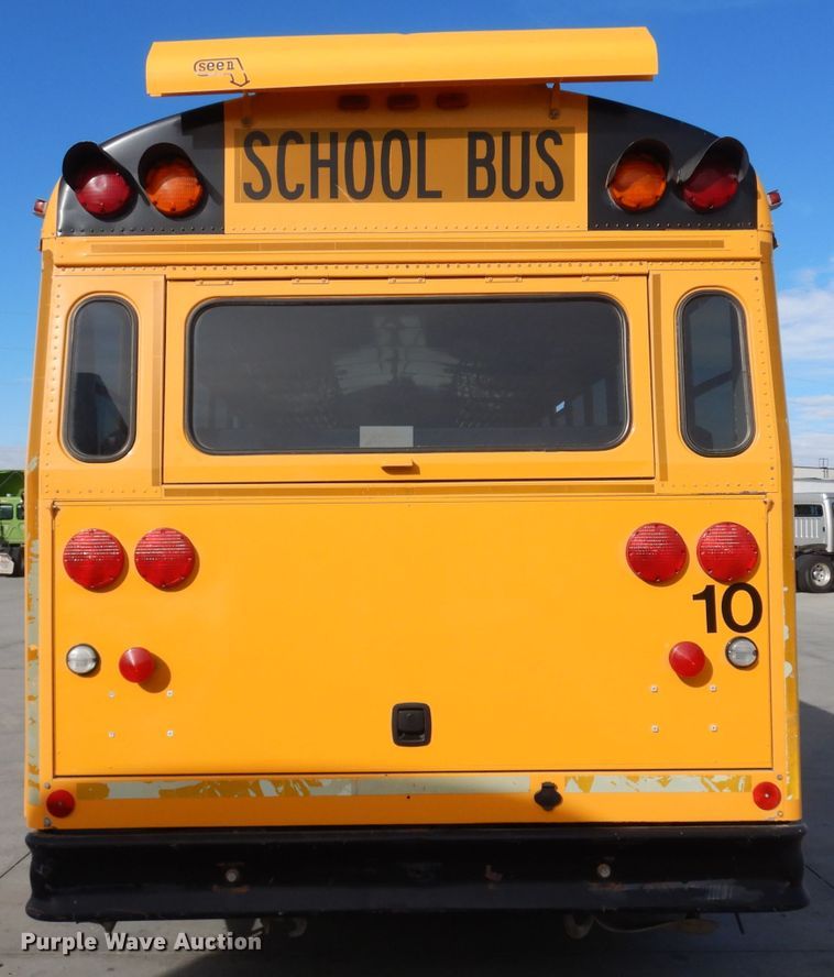 image for item GJ9154 1999 Thomas Built Saf-T-Liner ER school bus
