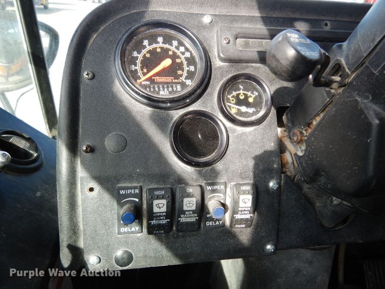 image for item GJ9154 1999 Thomas Built Saf-T-Liner ER school bus