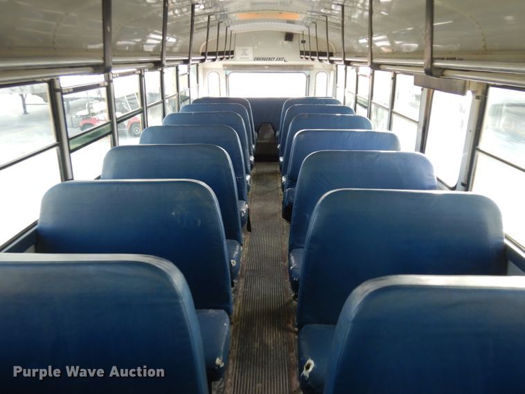 image for item GJ9154 1999 Thomas Built Saf-T-Liner ER school bus