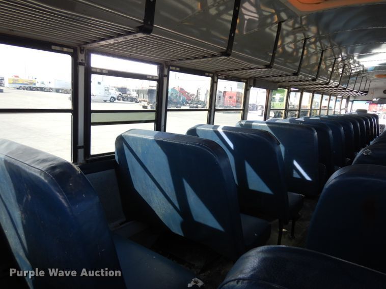 image for item GJ9154 1999 Thomas Built Saf-T-Liner ER school bus