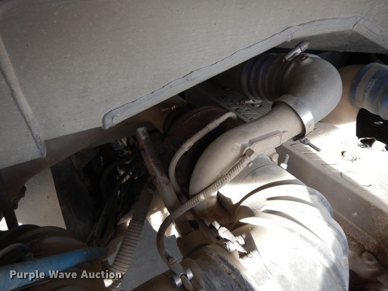 image for item GJ9154 1999 Thomas Built Saf-T-Liner ER school bus