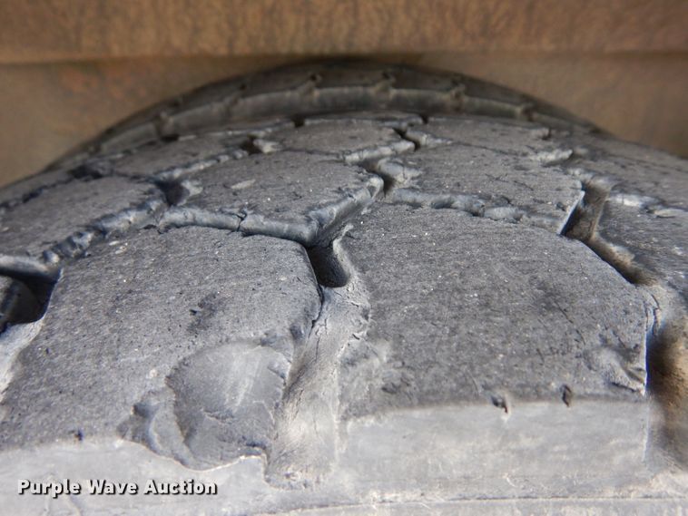 image for item GJ9154 1999 Thomas Built Saf-T-Liner ER school bus