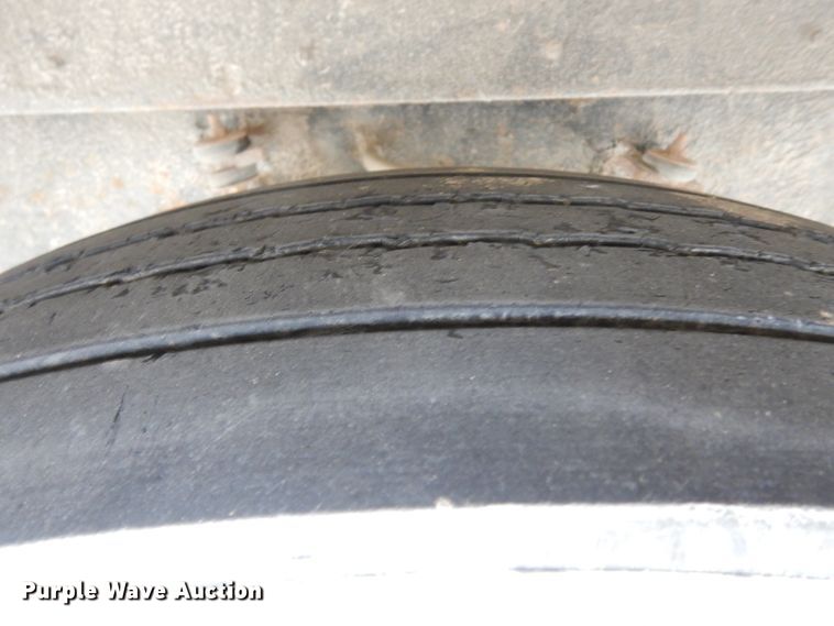 image for item GJ9154 1999 Thomas Built Saf-T-Liner ER school bus