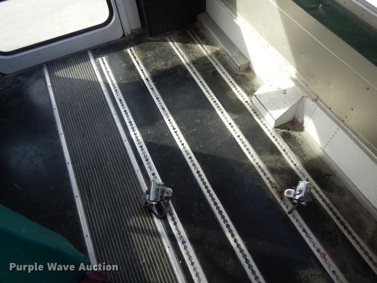 image for item GJ9155 2002 Ford E450 school bus