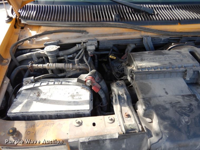 image for item GJ9155 2002 Ford E450 school bus