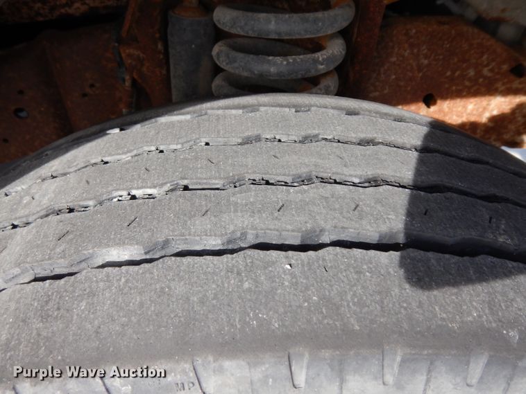 image for item GJ9155 2002 Ford E450 school bus