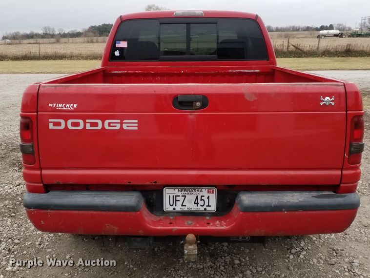 image for item GJ9164 1999 Dodge Ram 2500 Quad Cab pickup truck