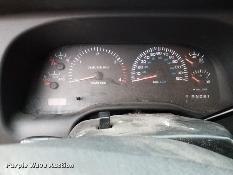 image for item GJ9164 1999 Dodge Ram 2500 Quad Cab pickup truck