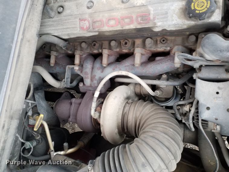 image for item GJ9164 1999 Dodge Ram 2500 Quad Cab pickup truck